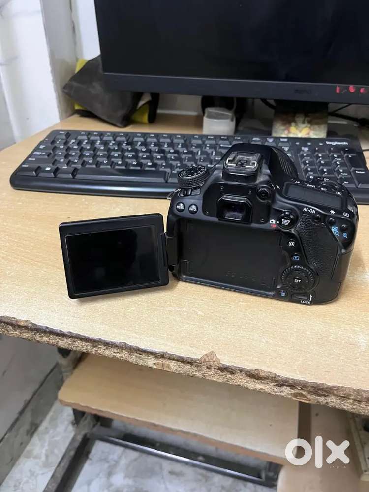 Canon 80 d GOOD CONDITION