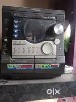 Samsung Cd player and speaker