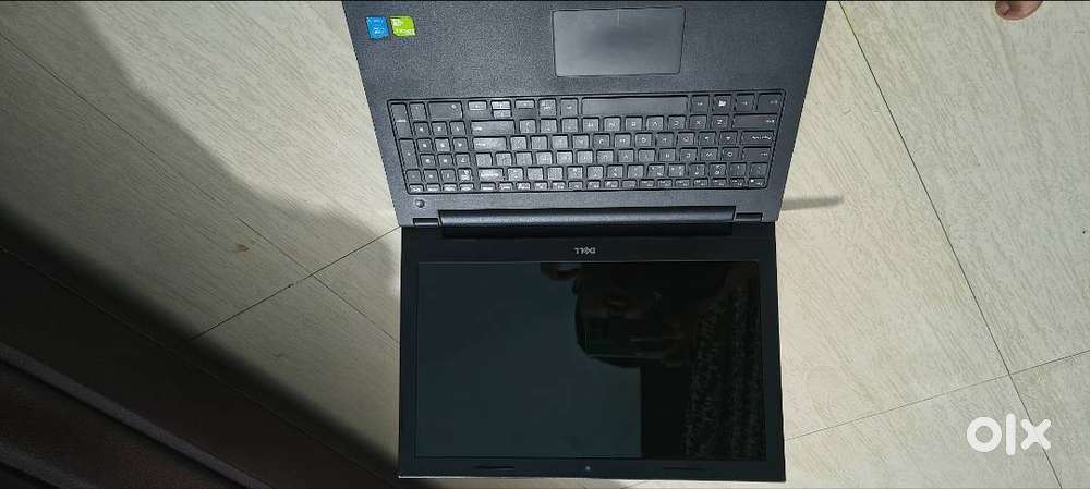 Dell laptop 2018 model new excellent condition