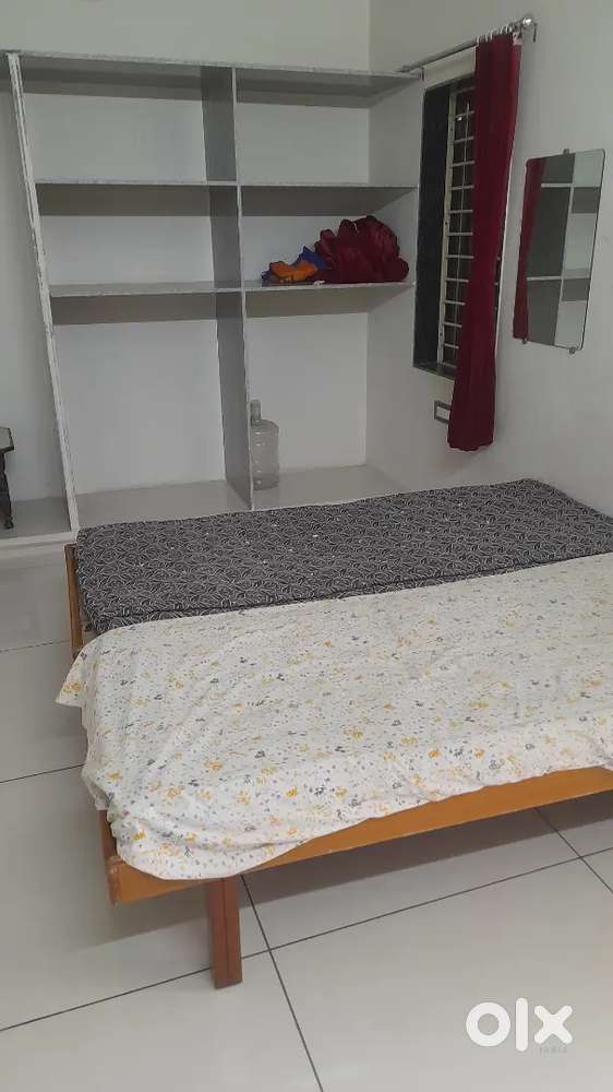Room on rent