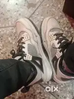 Sports Shoes