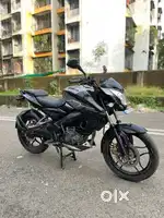 BAJAJ PULSAR NS 200