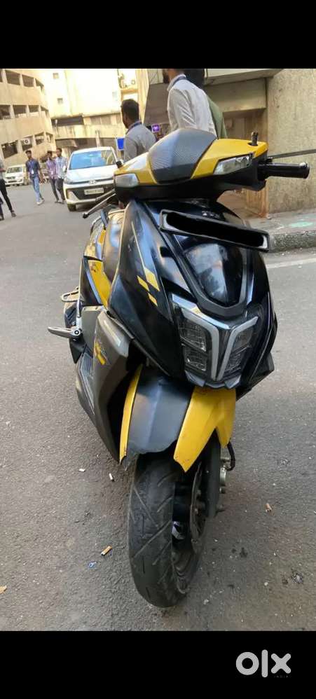 TVS NTORQ 125 RACE ADITION