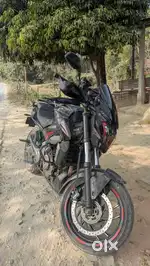Dominar400 tip top condition like brand new , urgent need money