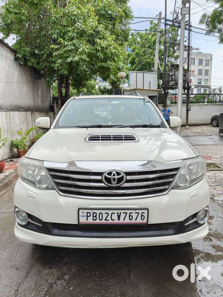 Toyota Fortuner, 2013, Diesel