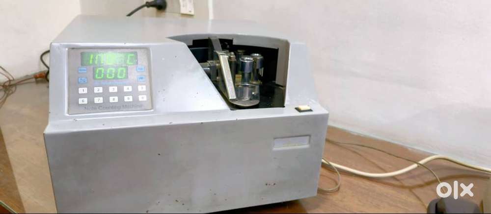 BUNDLE NOTE CASH COUNTING MACHINE