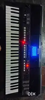 YAMAHA PRS I400