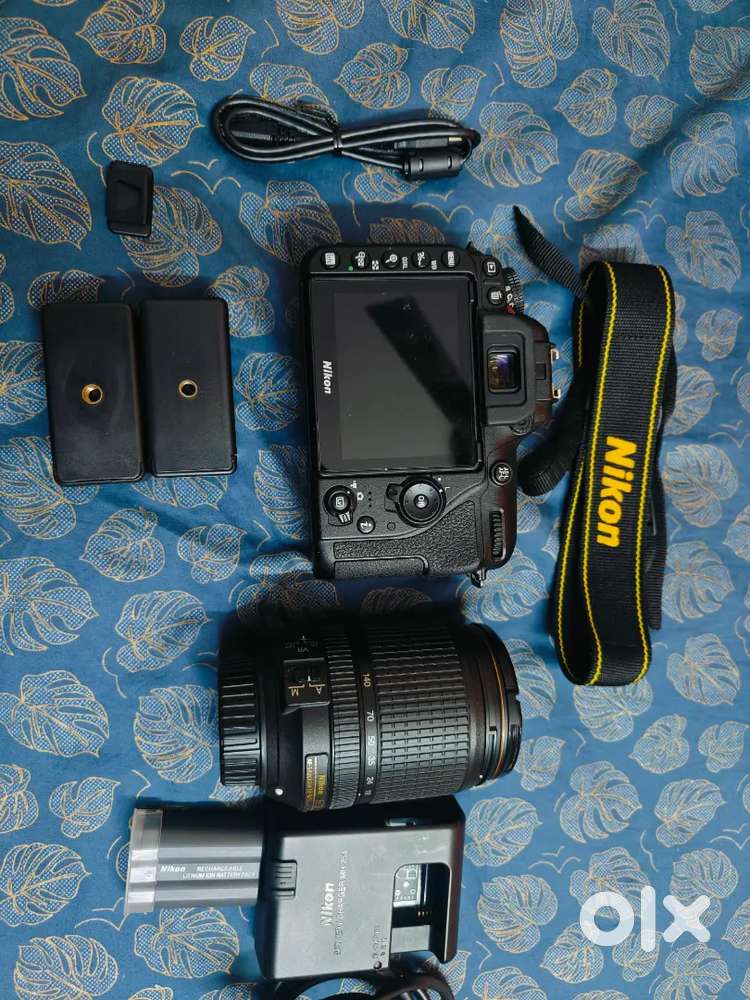 NIKON CAMERA D7500