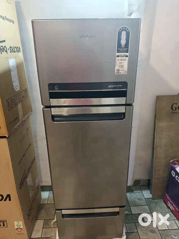 WHIRLPOOL TRIPLE DOOR REFRIGERATOR