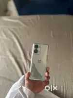 One Plus Nord 2T 5G