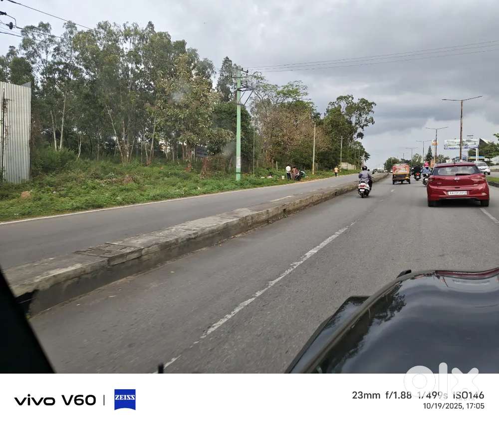 50x80 site commercial site sale near Hootagali signal main road