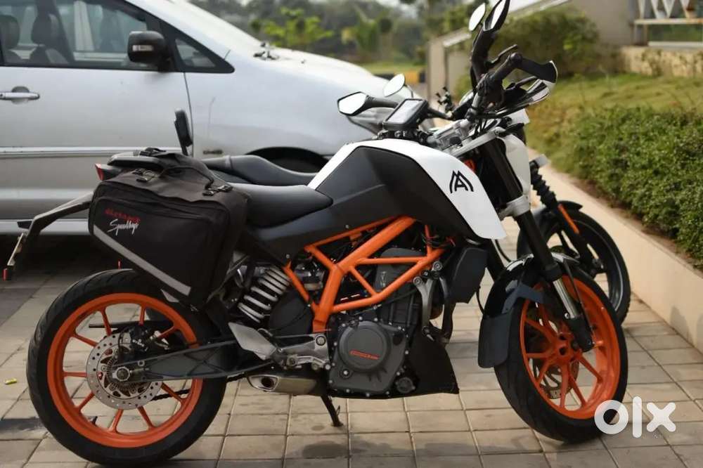 KTM Duke RC390 1st Owner Insurance Running