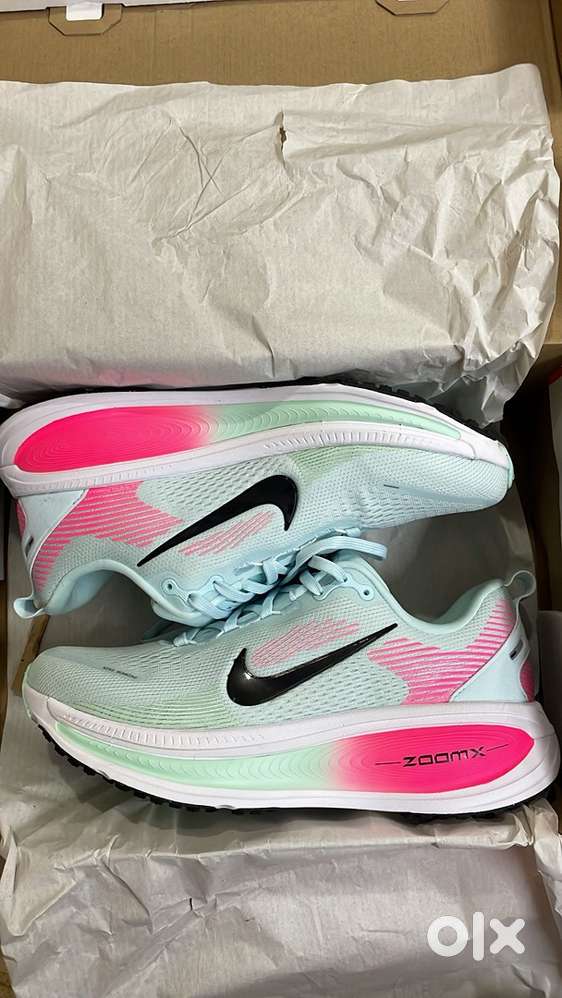 Running shoes