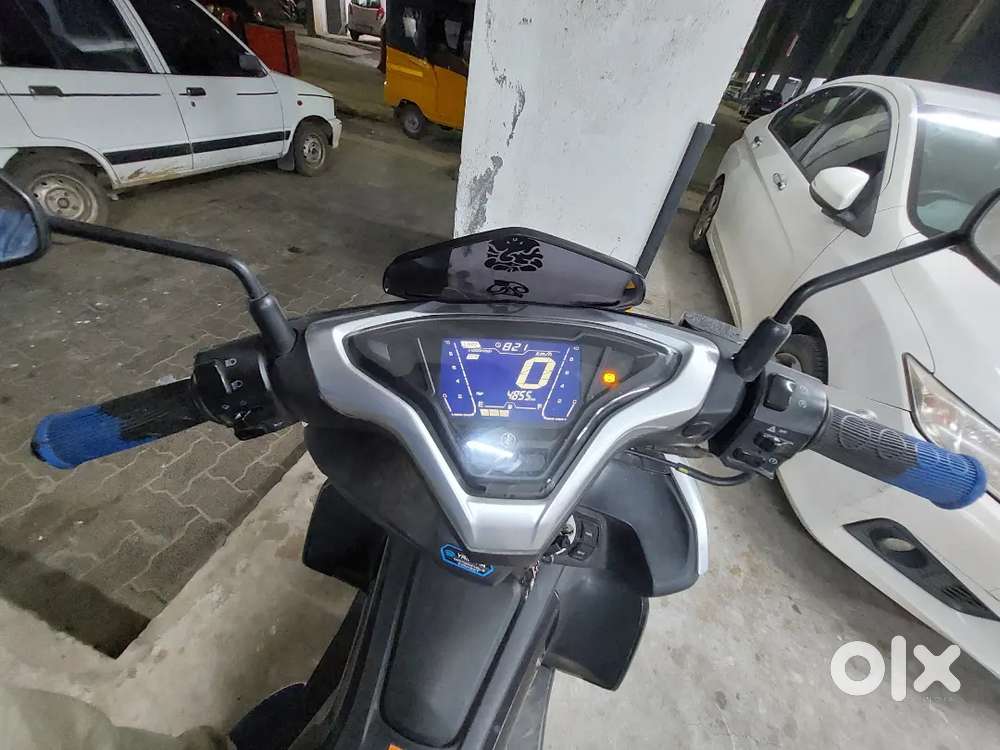 Yamaha Arrox 155cc liquid cool engine