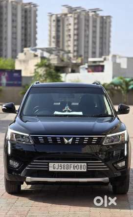 Mahindra XUV300 W8 Option Diesel, 2023, Diesel