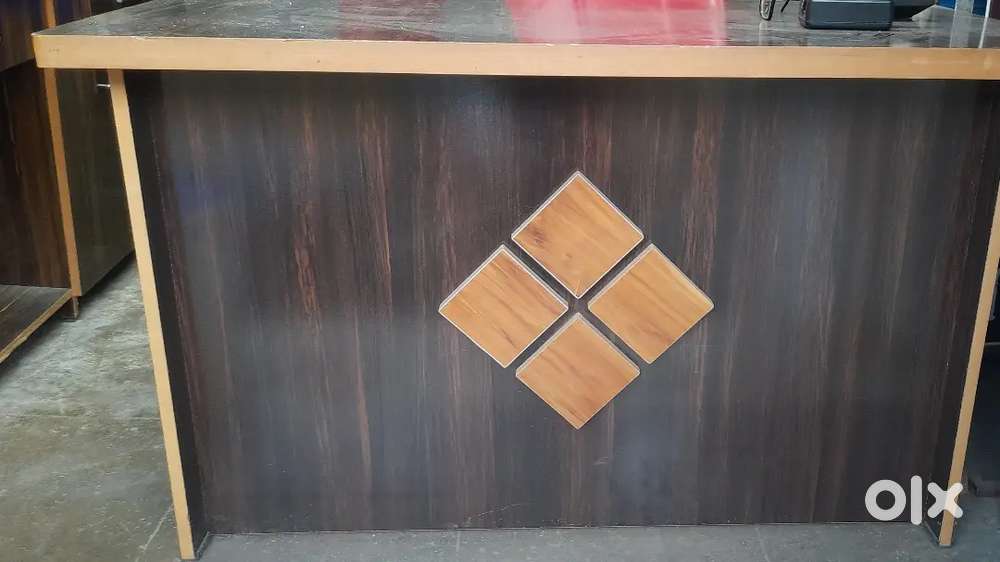 Table Good condition