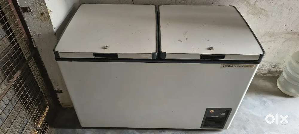 Voltas Deep Freezer
