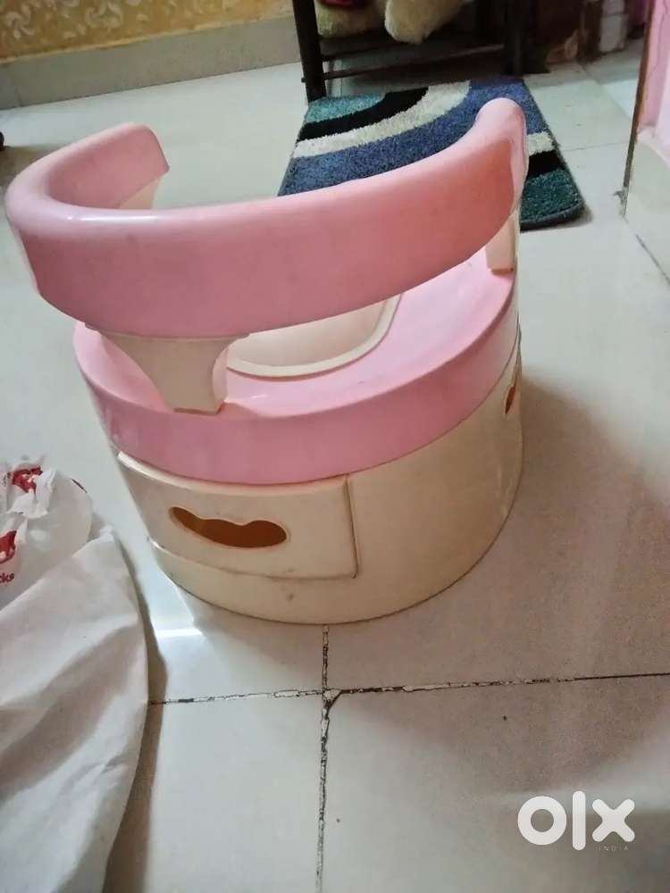 Kid's baby potty seat
