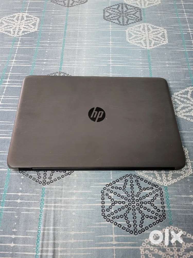 hp laptop i3 6th gen 4gb ram 1tb hdd in excellent working condition