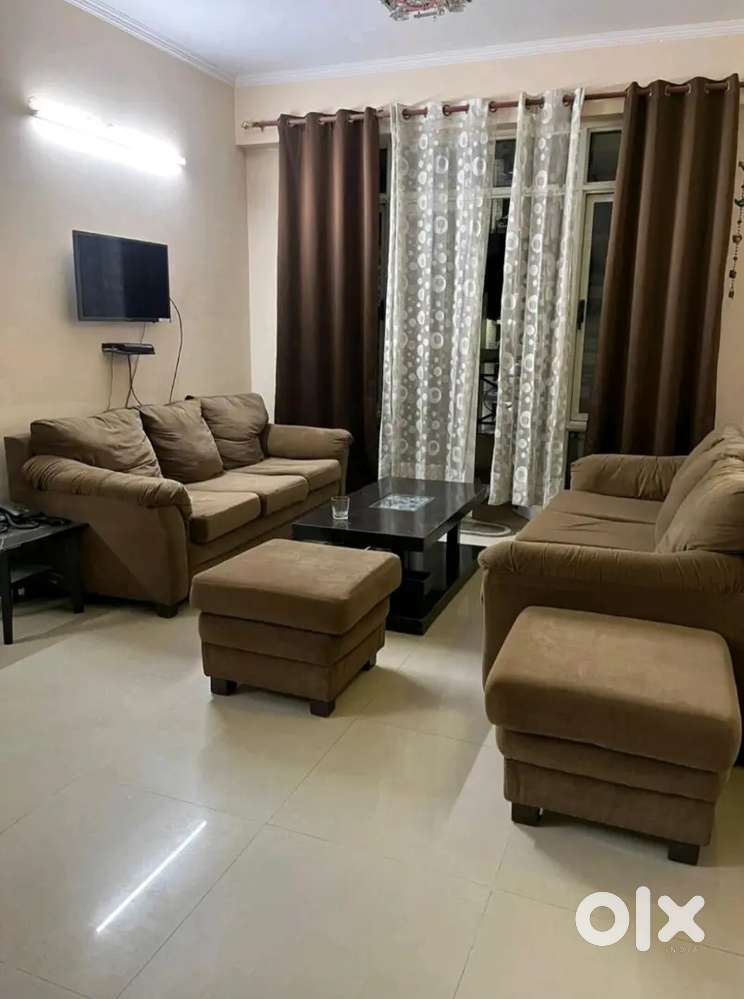 3 BHK fully furnished for rent in indirapuram Ghaziabad
