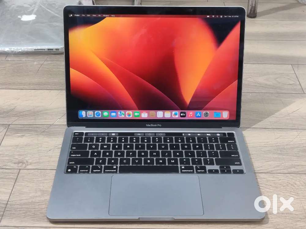 Apple Macbook 2020 M1 Pro 8GB Ram 256GB SSD GADGETZONE