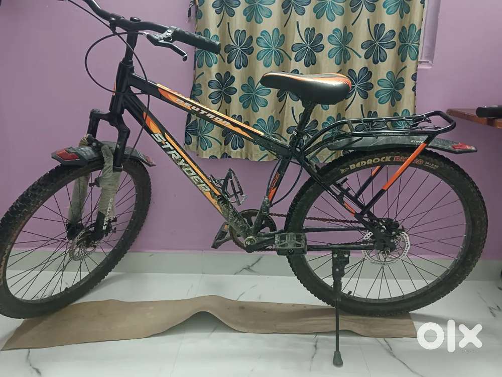Boys Cycle