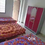 Girls PG available for immediate shifting