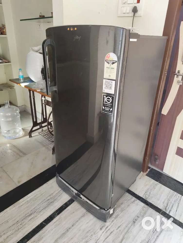 Godrej 189 ltrs new fridge below 1 month