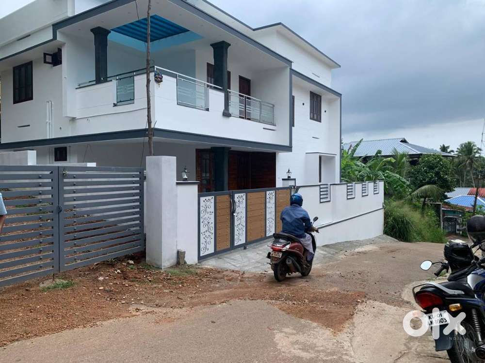 (ID B230960) BRAND NEW HOUSE FOR SALE AT CHEMPAZHANTHY
