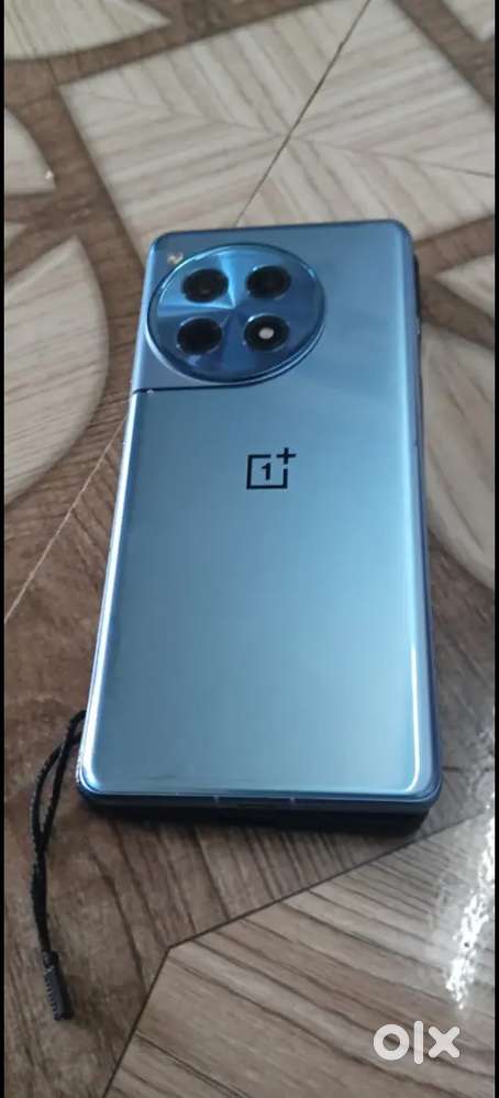 RAM.8GB..256GB
