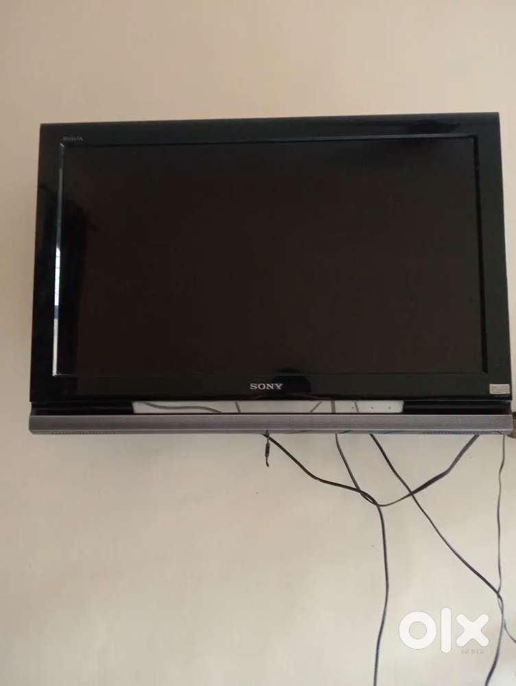 Sony company led tv. 32 inch