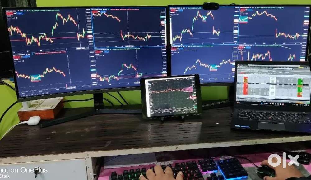 Assembly gaming pc  with 2  27 inch curved monitor