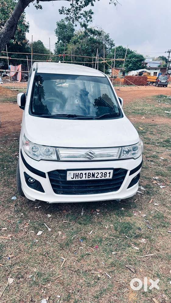 Maruti Suzuki Stingray 2015 Petrol Well Maintained