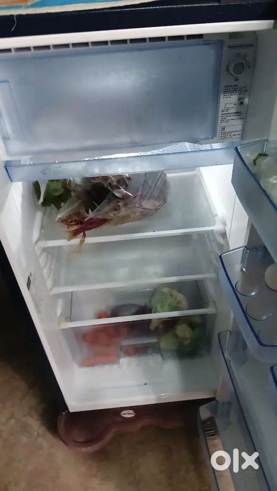 Samsung fridge 183 L 4 star