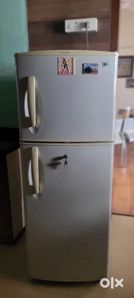 LG INTELCOOL REFRIGERATOR