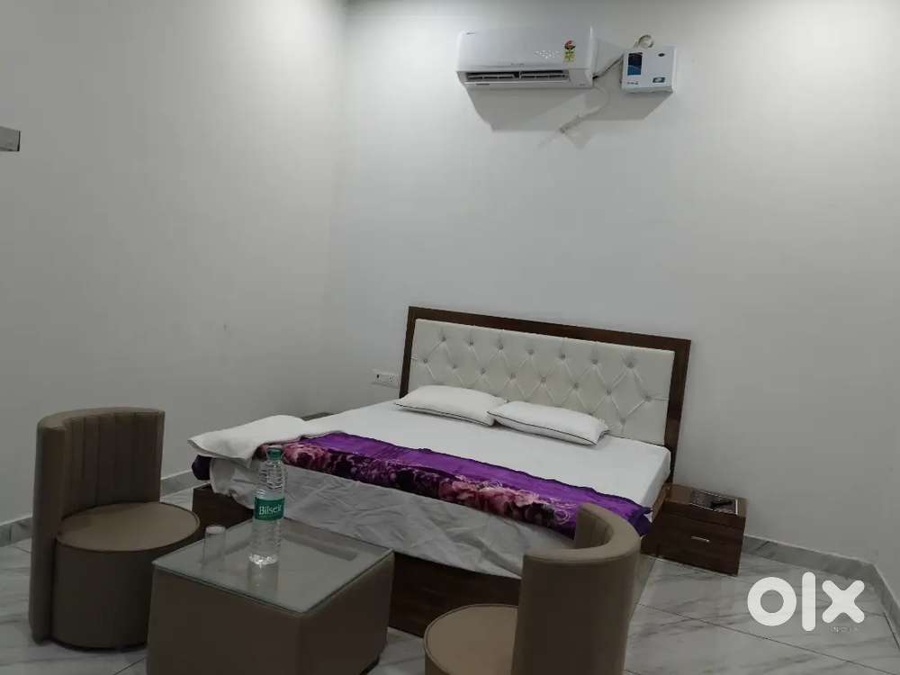 All types Rooms are available