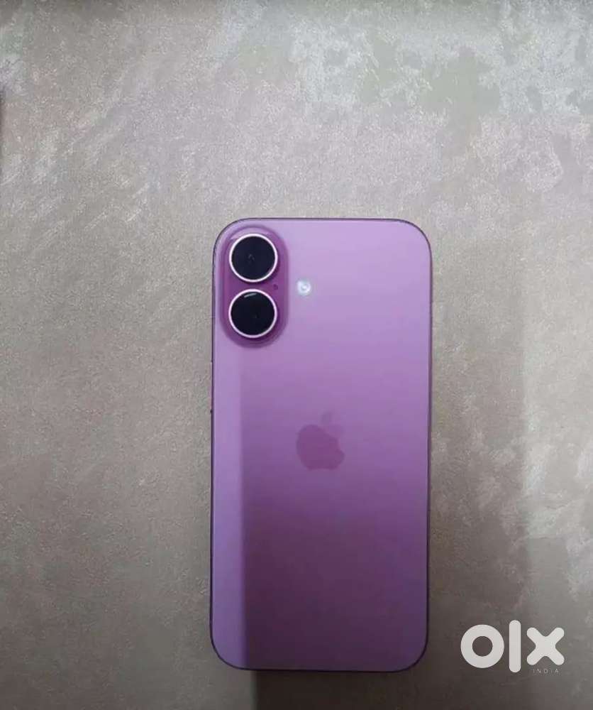 Get iPhone 16 selling in genuine price.