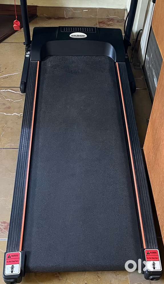 Treadmill running machine