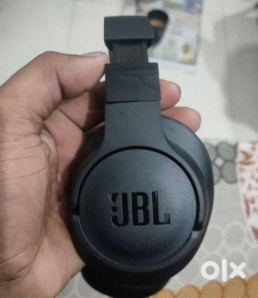 Headphone…. Jbl 770 anc… good condition