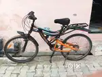Geared cycle with 18 gears and powerbreaks 22 inch cycle with new tube