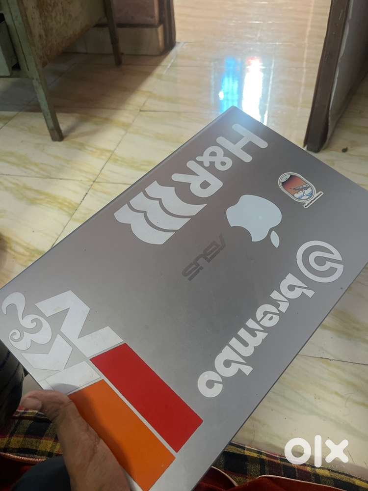 Asus vivobook laptop