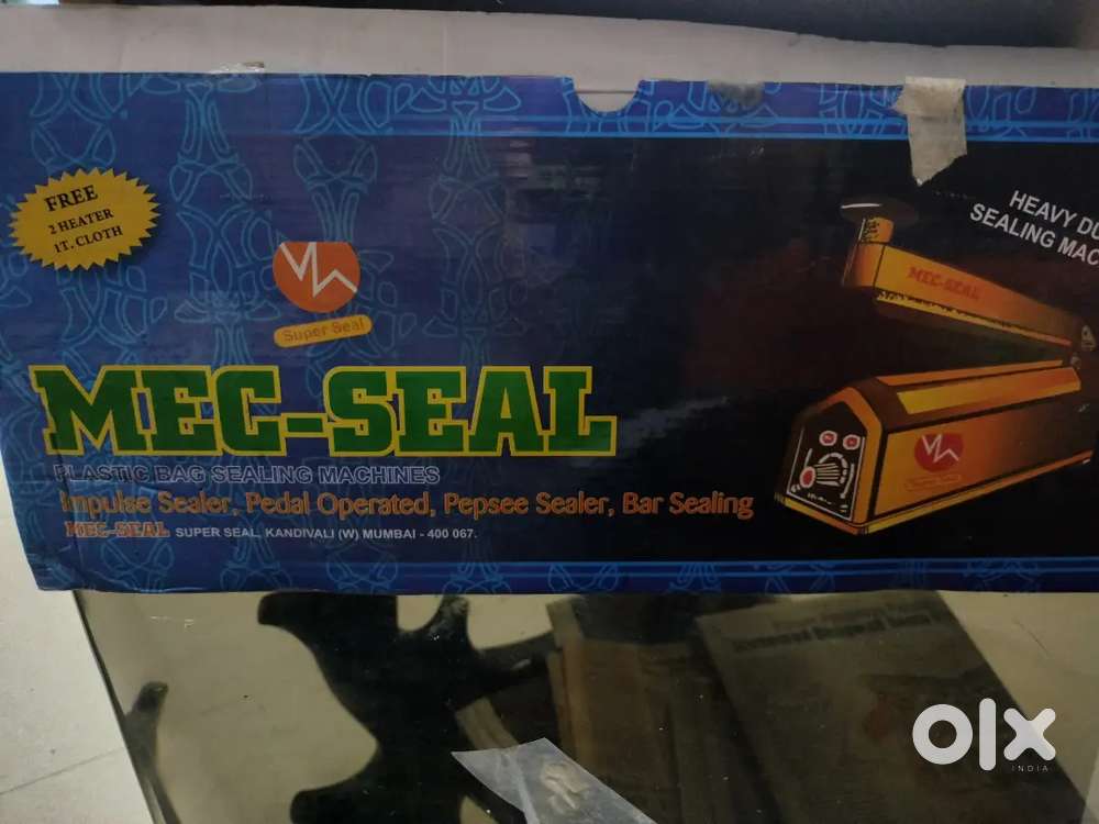 Sealer to seal packets