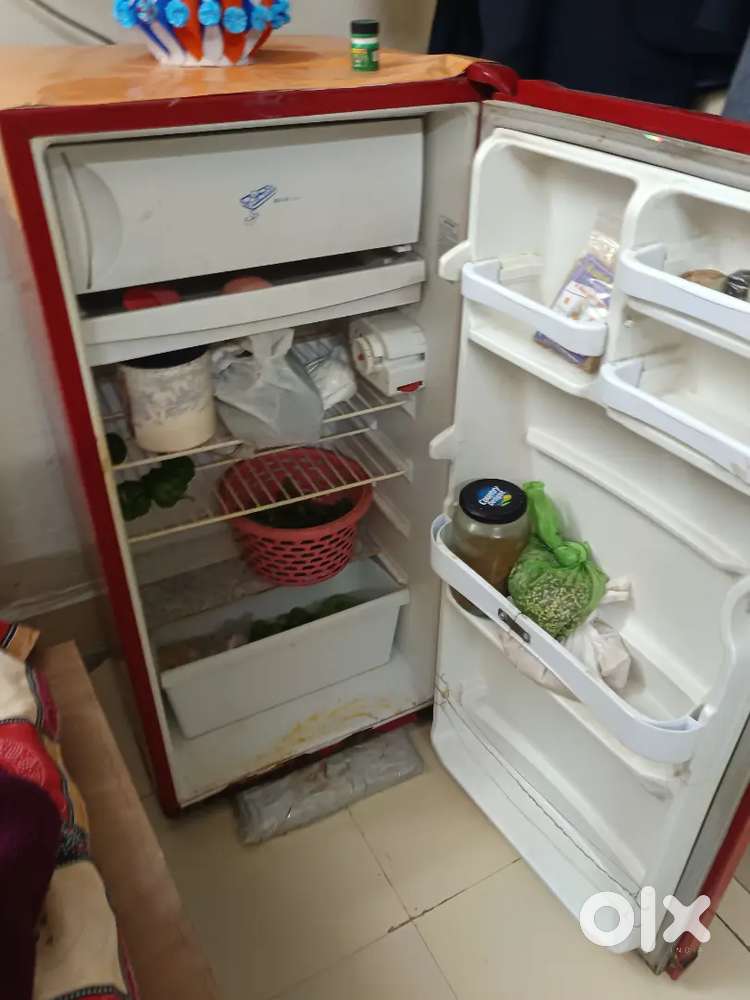 RED FRIDGE