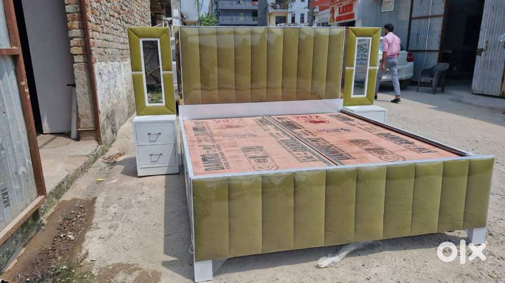 Bed, Mattress, Almari, Sofa, Dining Table, Temple,All type of furnitur