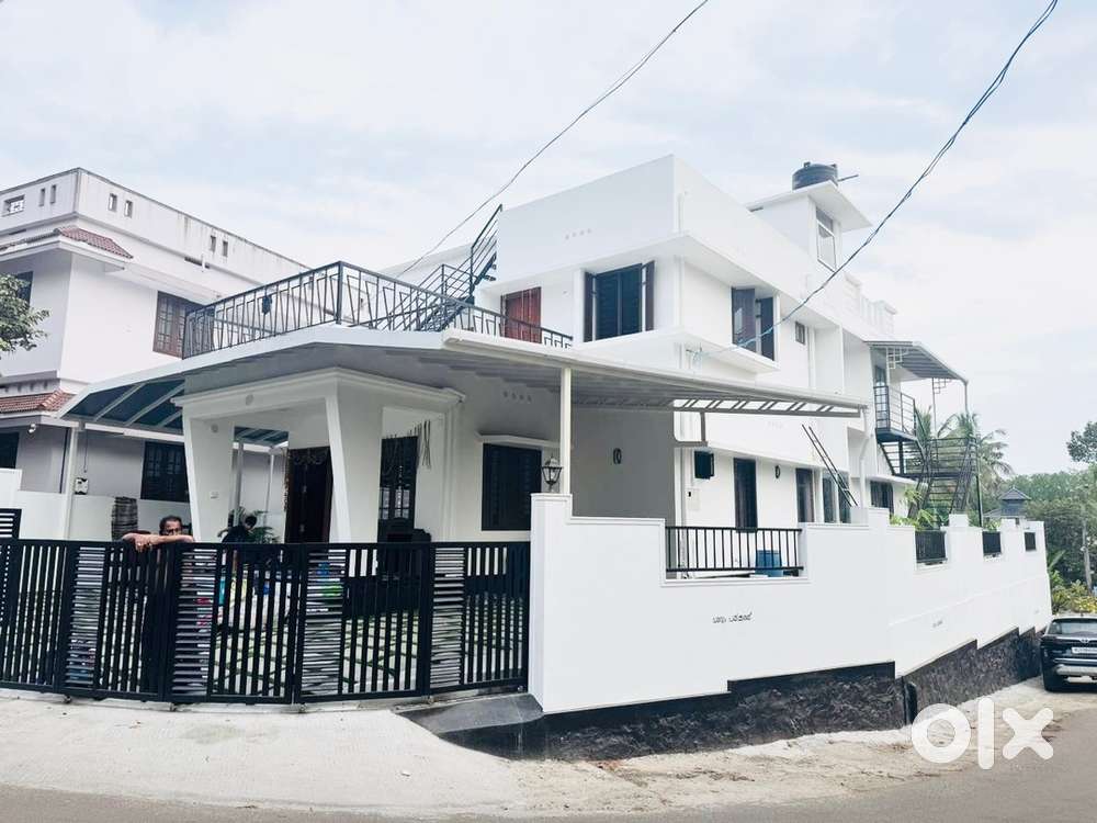 House for rent near chottanikara temple