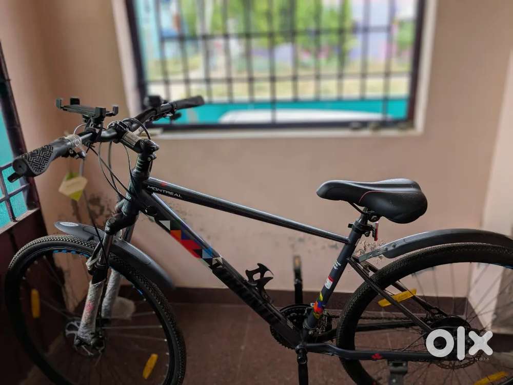 Toronto Montreal 21speed hybrid bicycle