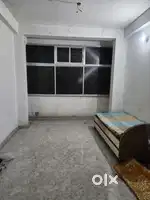 Beds n rooms available in sabzibagh