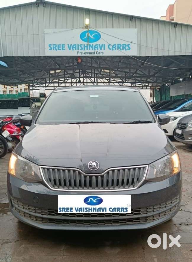 Skoda Rapid 1.0 TSI Active, 2021, Petrol