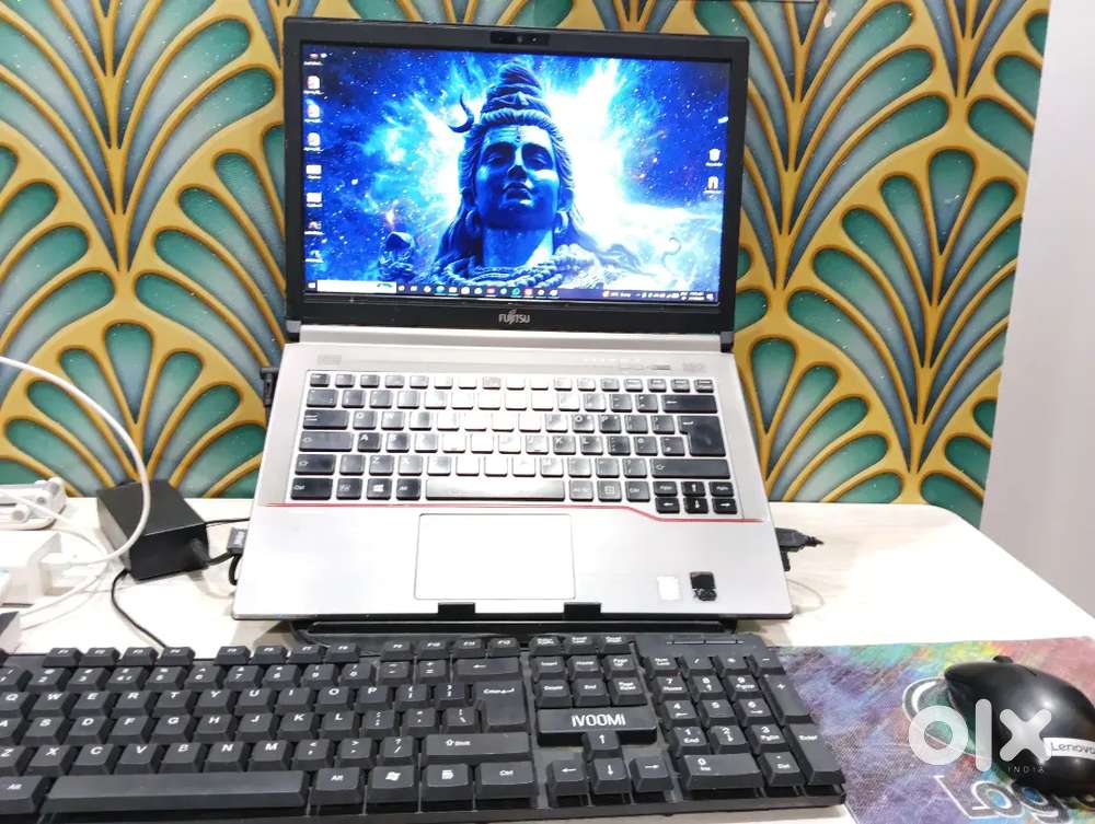 Fujitsu i5 laptop