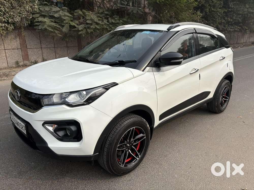 Tata Nexon 1.2 Revotron XMA AMT (S), 2021, Petrol